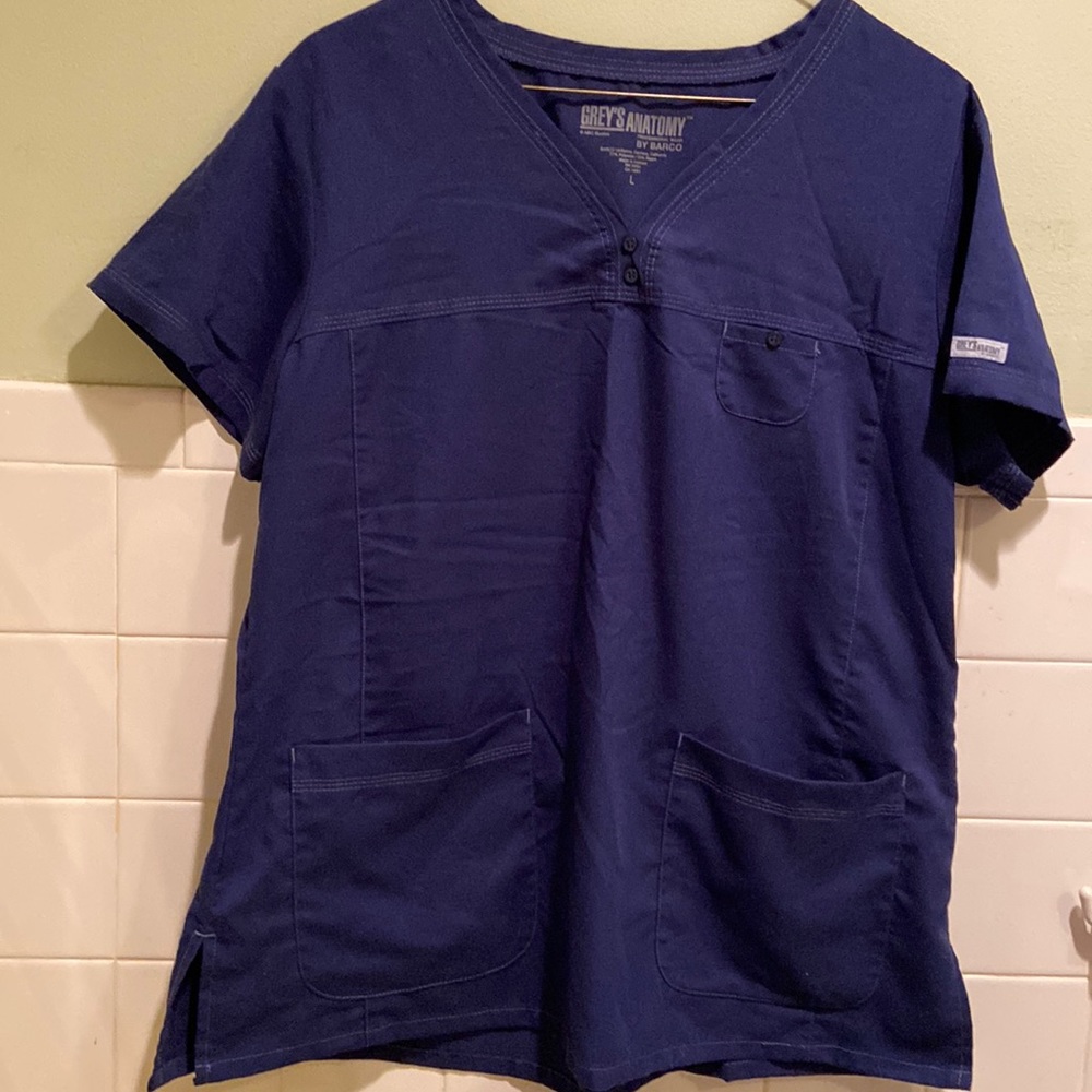 Greys anatomy by Barco blue scrub top size Large